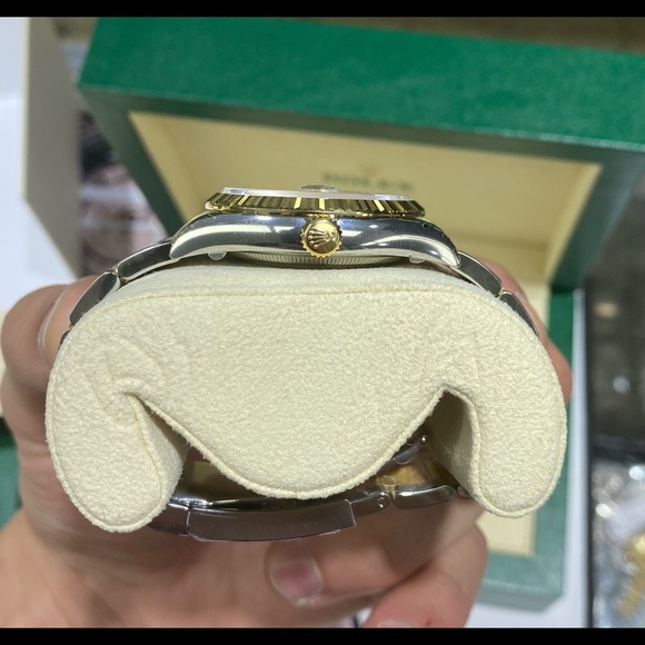 Rolex Datejust 36mm Ref 126233 Champagne Palm Dial Complete Dated to May 7th - Picture 5 of 7